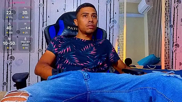 Charlies Fox online show from April 2026 07:17:02 PM