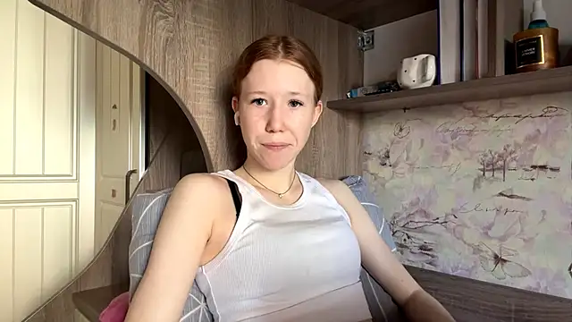 KiraNice1 online show from March 2026 09:21:02 AM