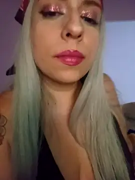 Yiyi 666 online show from March 2026 06:19:02 AM