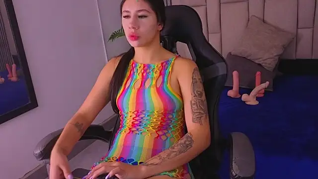 karamoss online show from April 2026 07:58:01 PM