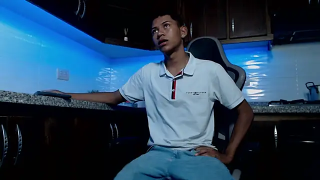 LexSin17 online show from April 2026 07:20:02 PM