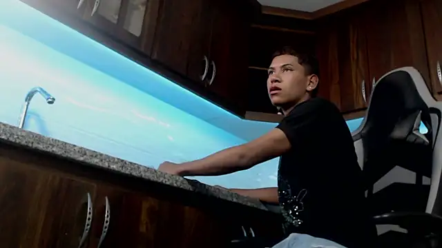 LexSin17 online show from April 2026 08:01:02 PM