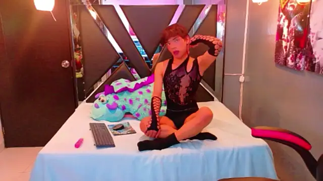 IsaacNovaa online show from March 2026 07:59:01 PM