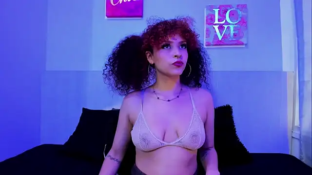 Naomi Doll  online show from April 2026 08:20:02 PM