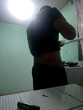 Seewtblack online show from May 2026 02:01:01 PM