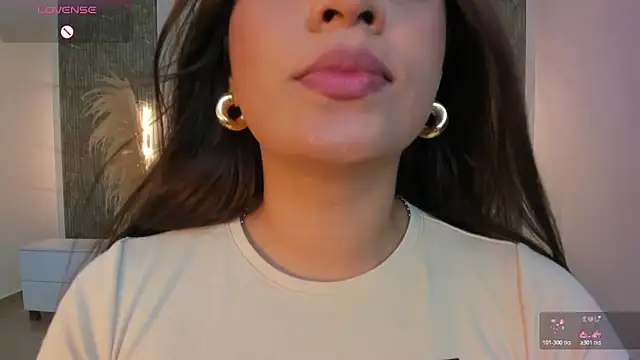 alana dantes  online show from April 2026 07:15:02 PM