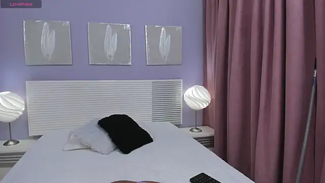 Mia Ebonyy online show from March 2026 12:33:11 PM