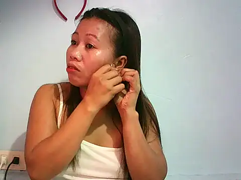 CreamyHotPussy4u online show from April 2026 12:28:01 AM