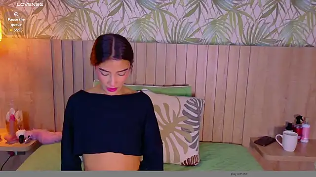 Charlott  18 online show from May 2026 12:55:02 PM