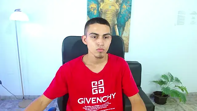 lucass 18 online show from April 2026 08:04:01 PM