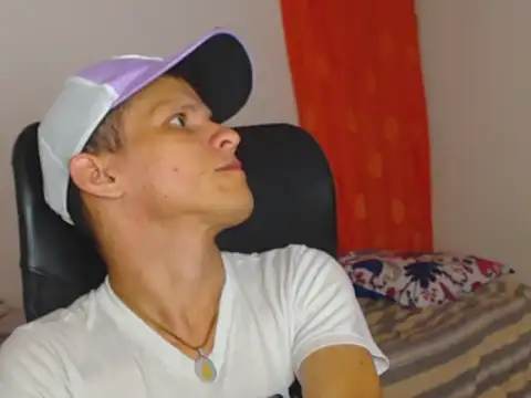 alejandro stone12 online show from April 2026 01:42:01 AM