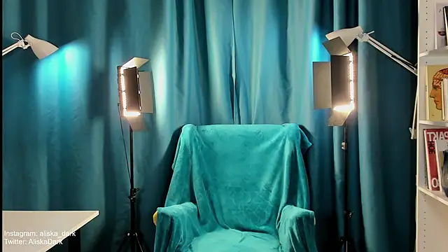 aaliska dark online show from March 2026 06:03:02 AM