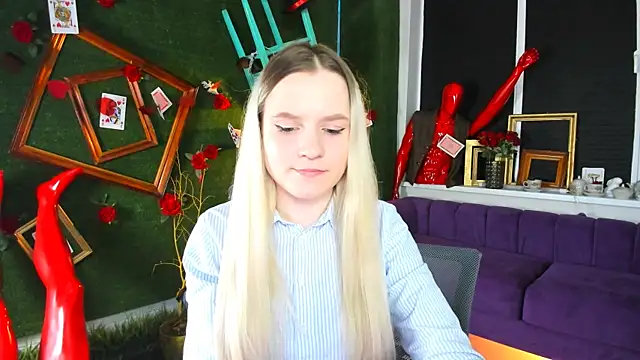 SherriButlers online show from April 2026 09:08:01 AM