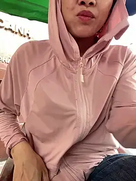 Lisa-07 online show from April 2026 11:38:02 PM