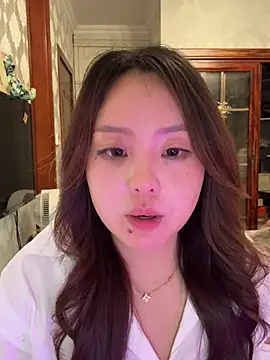 thelittlexx online show from April 2026 01:19:01 PM