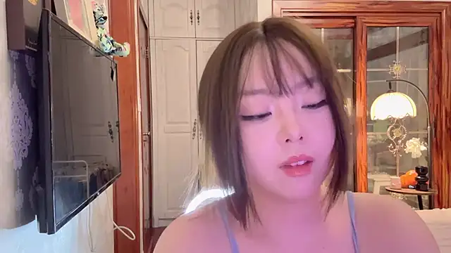 thelittlexx online show from May 2026 07:46:02 AM
