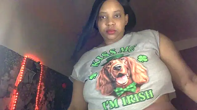 Fetishjoiqueen online show from April 2026 12:41:01 AM