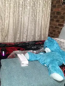 HornyMysteryx online show from April 2026 05:50:02 PM