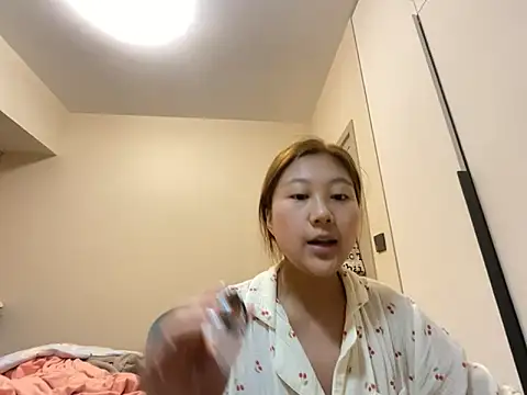 tutu512 online show from April 2026 02:49:01 PM