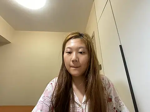 tutu512 online show from May 2026 11:04:02 AM