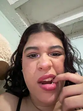 IvyRousex online show from March 2026 07:26:01 PM