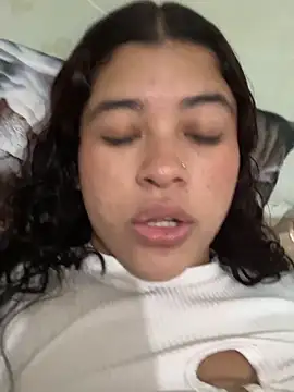 IvyRousex online show from April 2026 07:09:02 PM