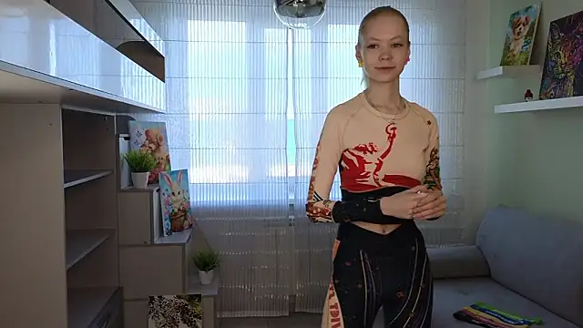 TulaHilst online show from March 2026 05:30:02 AM