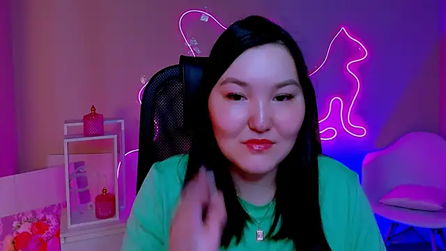 CamilaMartiez online show from April 2026 10:05:01 AM