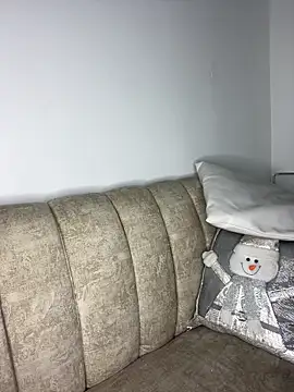 Saraa M online show from March 2026 10:42:01 PM