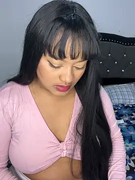 Saraa M online show from April 2026 09:39:33 PM