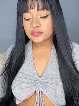 Saraa M online show from April 2026 08:55:02 PM