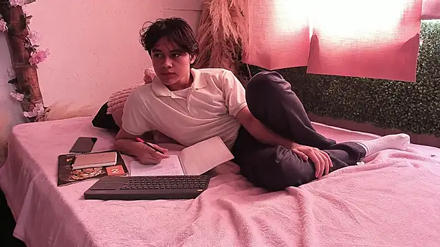 Max gold online show from April 2026 03:42:02 PM