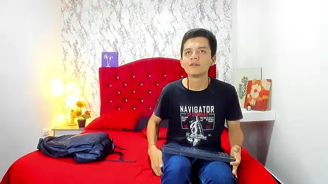 Alejandra and James  online show from April 2026 02:22:02 AM