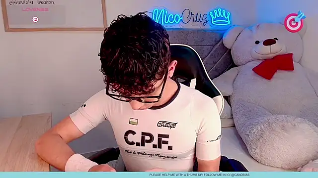 niico prince online show from April 2026 08:42:02 PM