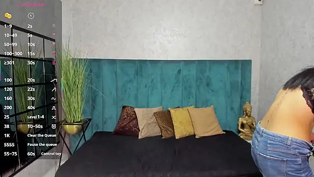 Antoniajblair online show from April 2026 11:35:01 AM