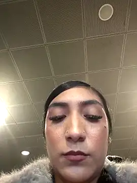 yvonne 1998 online show from April 2026 11:07:02 PM