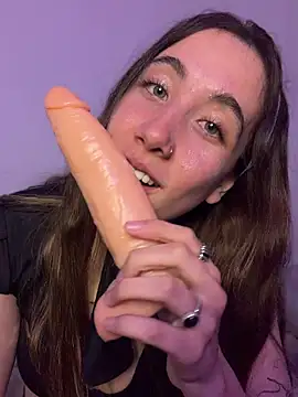 Snapshot of AlissonDavenport chatting on May 2026 09:44:02 PM AlissonDavenport online show from May 2026 09:44:02 PM