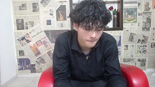 sebastian rougue online show from April 2026 09:27:01 PM