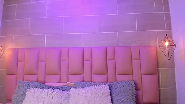 Valery Stone- online show from April 2026 01:50:02 PM