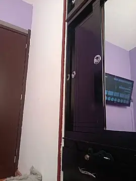 Bruce Wayne188 online show from April 2026 12:46:02 PM