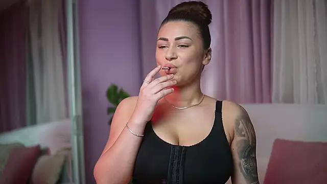 AmeliaBarbie online show from April 2026 05:50:02 PM