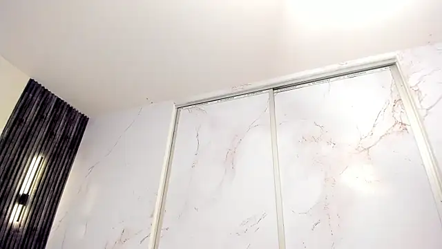 Andeuw   online show from March 2026 02:39:02 PM