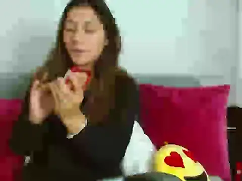 Snapshot of Violet_Donell chatting on May 2026 01:12:02 AM Violet Donell online show from May 2026 01:12:02 AM