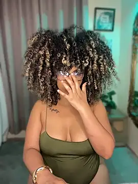 Snapshot of Kendra_curly chatting on July 2026 11:18:02 PM Kendra curly online show from July 2026 11:18:02 PM