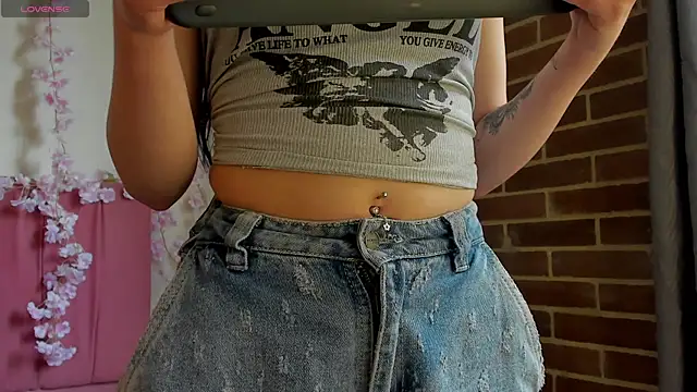 megan n online show from April 2026 08:32:01 PM