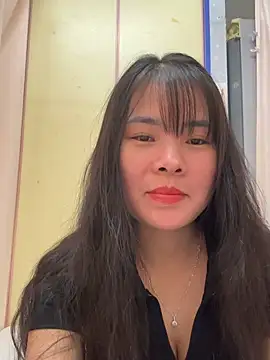 Snapshot of Naked-xx chatting on May 2026 03:35:02 AM Naked-xx online show from May 2026 03:35:02 AM