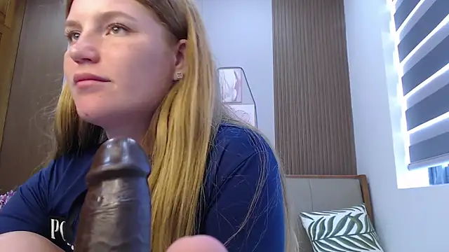 Carammelstorm online show from April 2026 06:19:01 AM