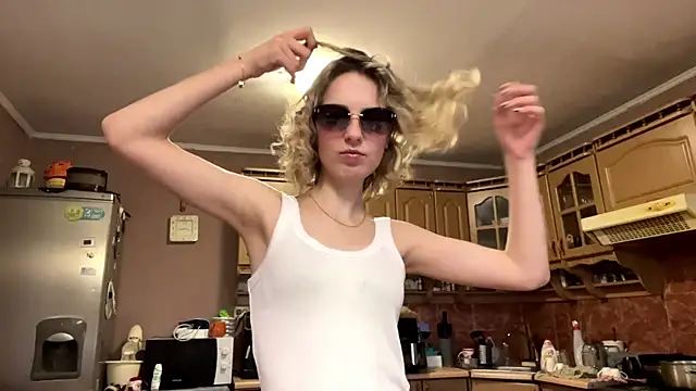 enchantedass online show from April 2026 05:17:01 PM