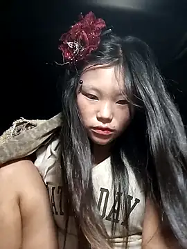 Snow-queen online show from April 2026 07:40:01 PM