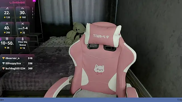 Loly Cuttie online show from April 2026 07:45:01 AM